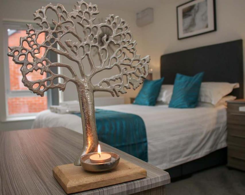 No25-Luxe Living Guest House- 2 Bed-Wifi-Free Parking-City- Beach Swansea Exterior foto